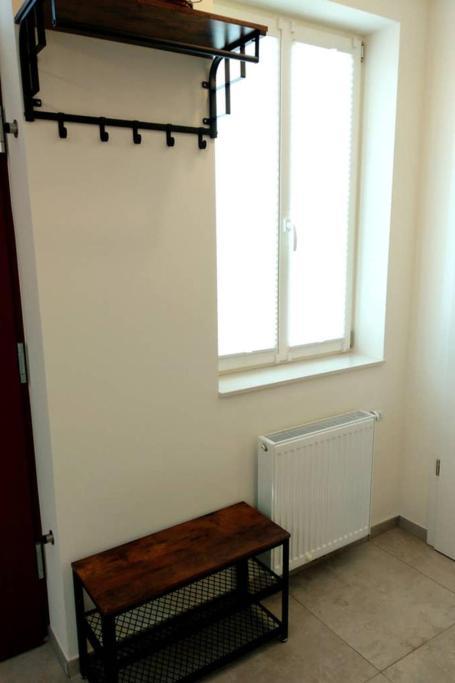 Pearl Studio Apart - King Bed - Netflix - Projector - Fast Wi-Fi Trier Bagian luar foto